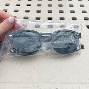 Mascot foldable sunglasses